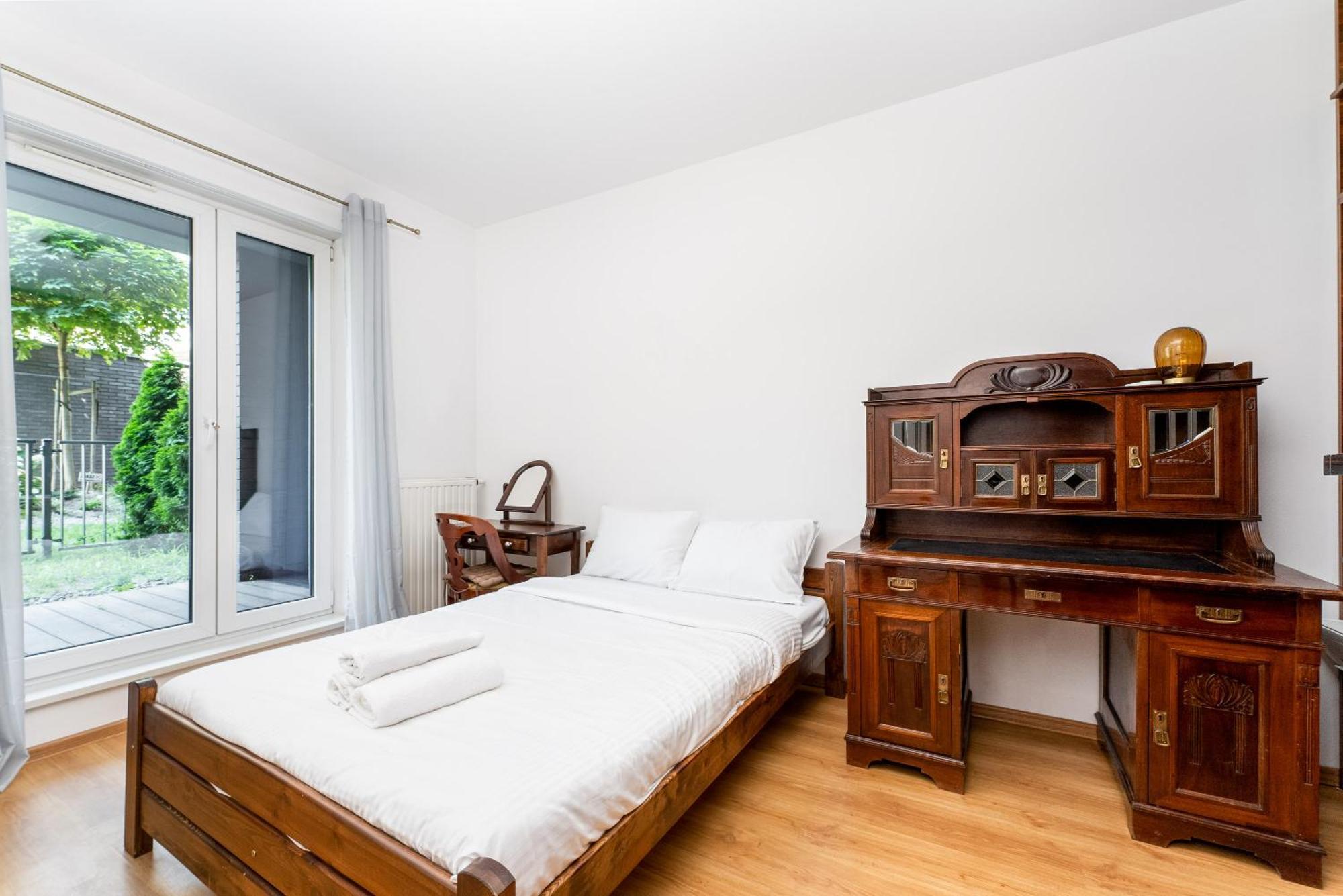 Nadwislanska 11 Apartment With Garden クラクフ エクステリア 写真